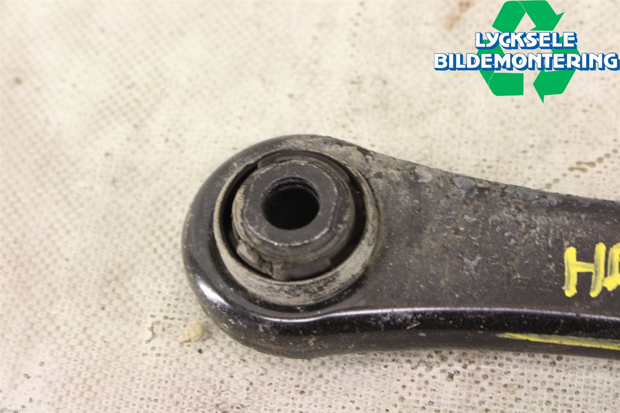 Volvo V70 14-16 Bärarm Bak Höger
