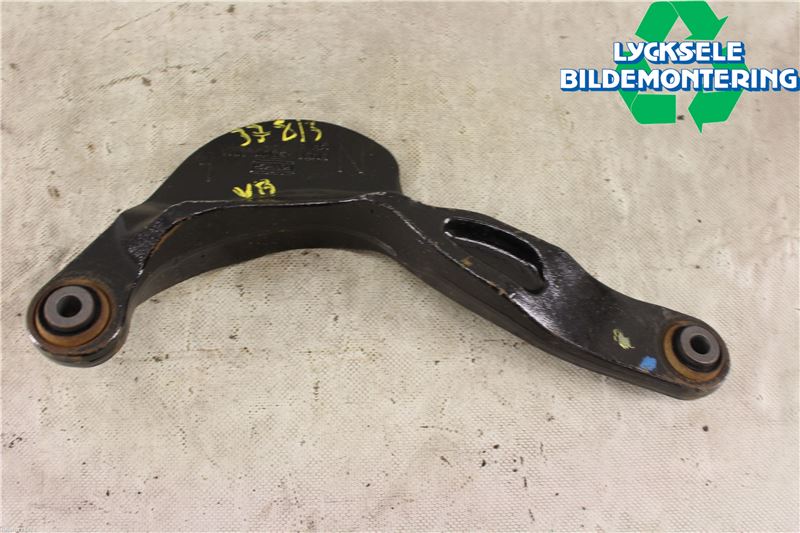 Volvo V70 14-16 Bärarm Bak Övre Vänster