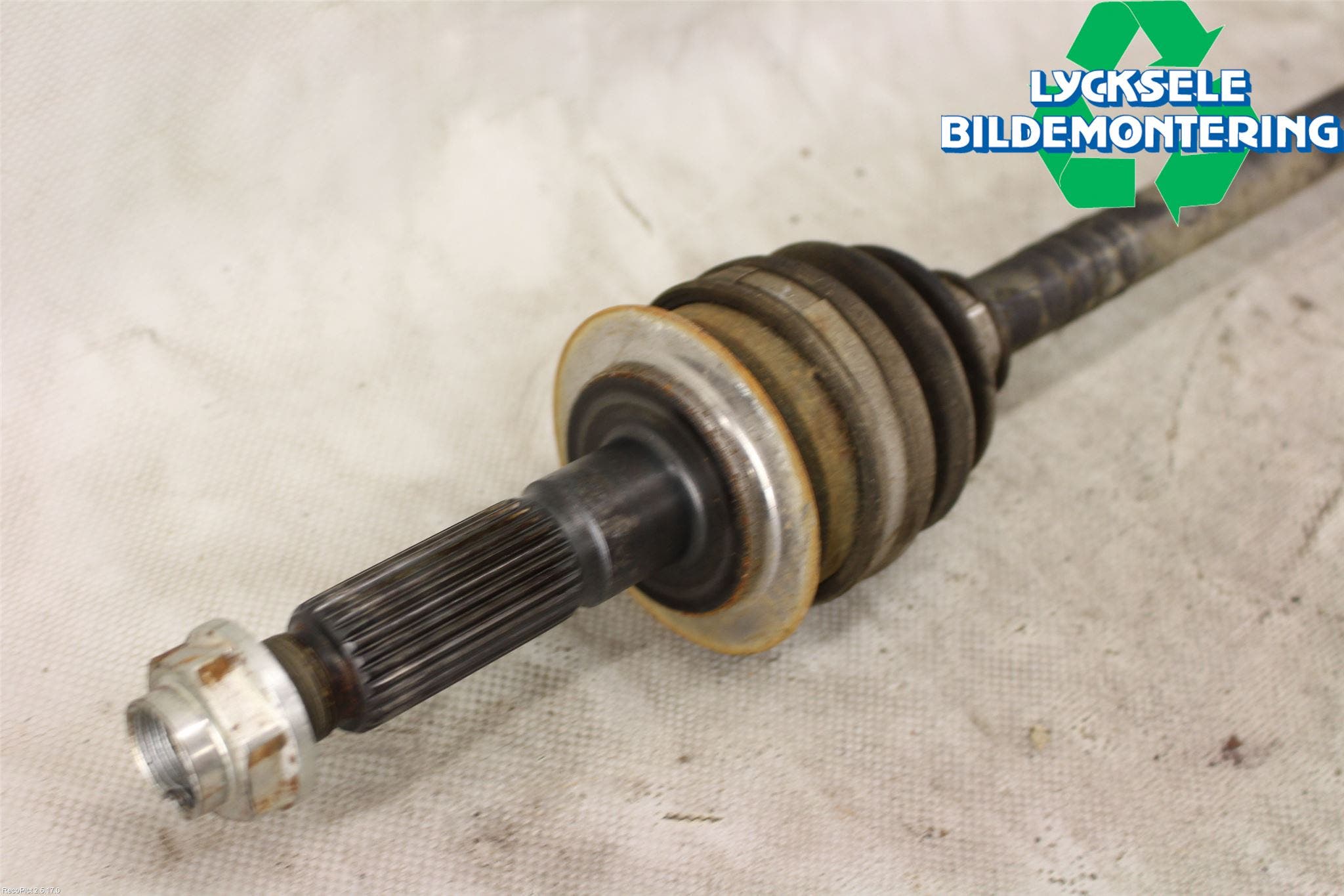 Subaru LEVORG 14-20 Drivaxel Bak Höger