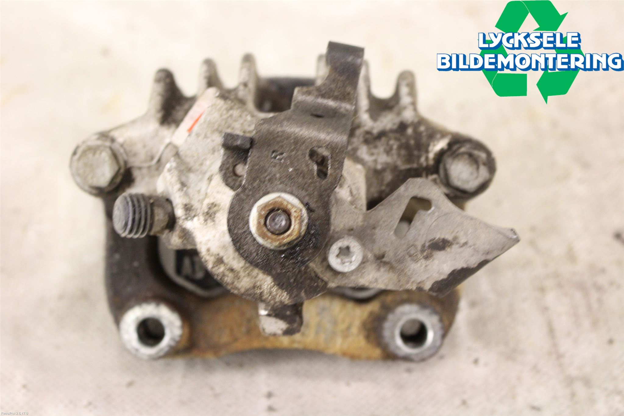 Audi A1/S1 11-18 Bromsok Bak Höger