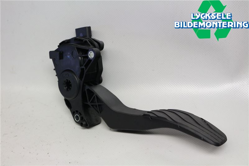 Nissan QASHQAI 14-17 Gaspedal