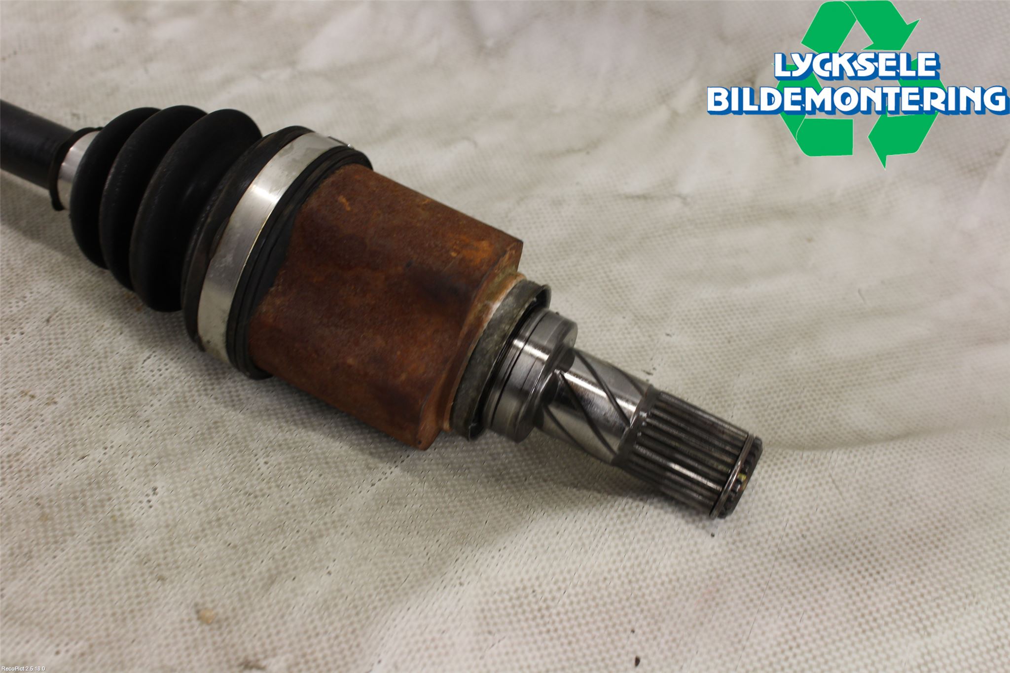 Nissan NOTE E12 14-20 Drivaxel Fram Höger