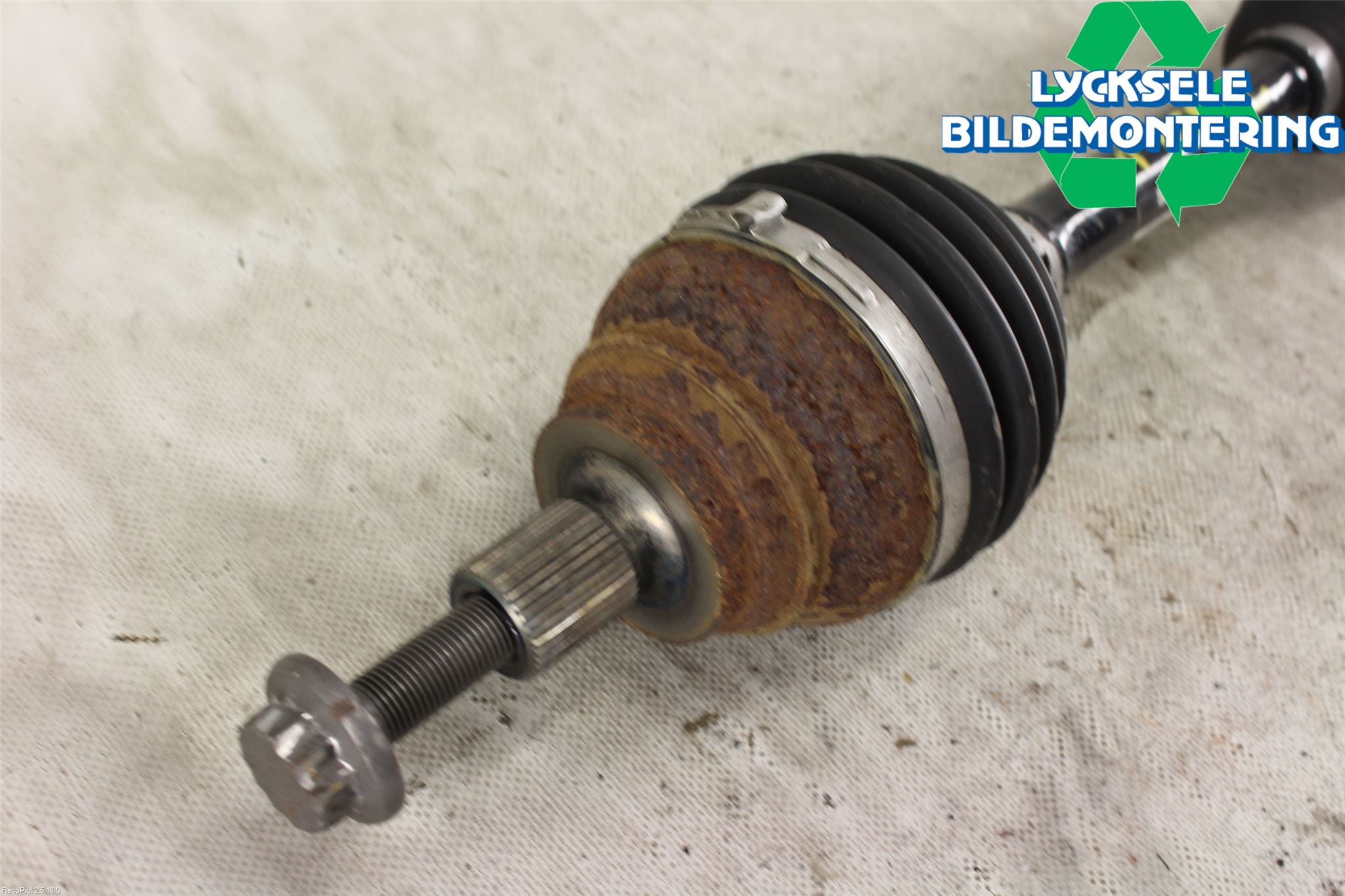 Volkswagen VW GOLF / E-GOLF VII 13-20 Drivaxel Fram Vänster