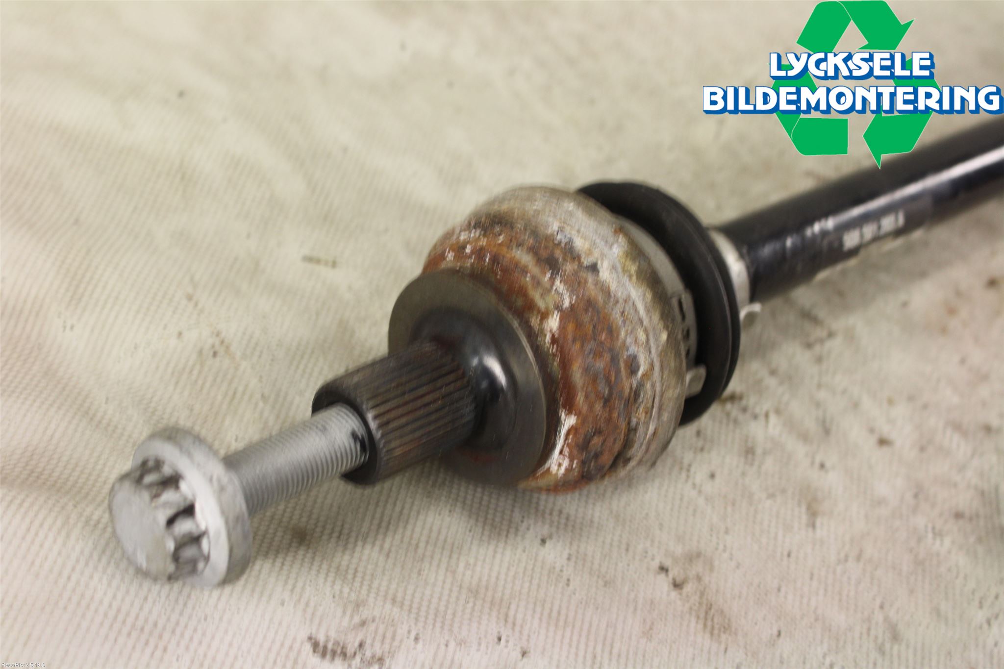 Volkswagen VW GOLF / E-GOLF VII 13-20 Drivaxel Bak Vänster