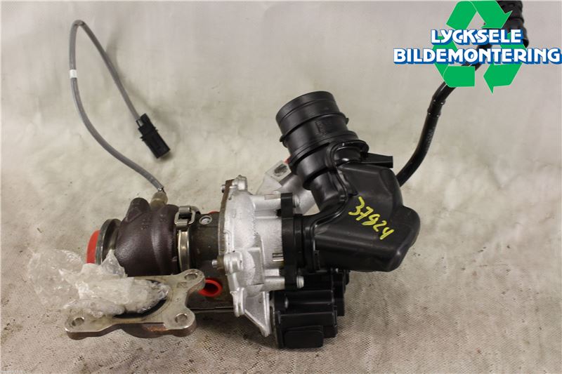 Volkswagen VW PASSAT 15-19 Turboaggregat