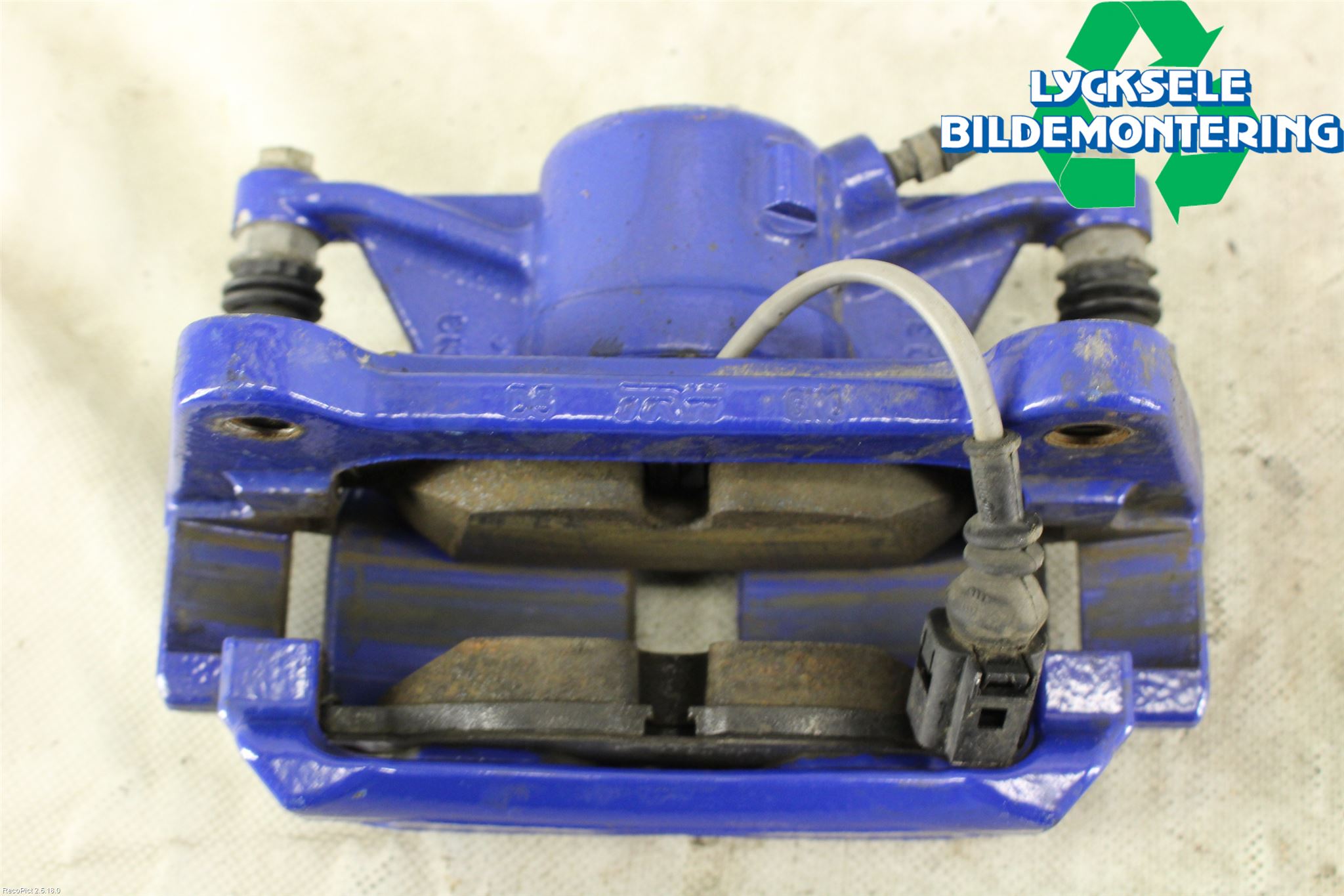 Volkswagen VW PASSAT 15-19 Bromsok Fram Höger