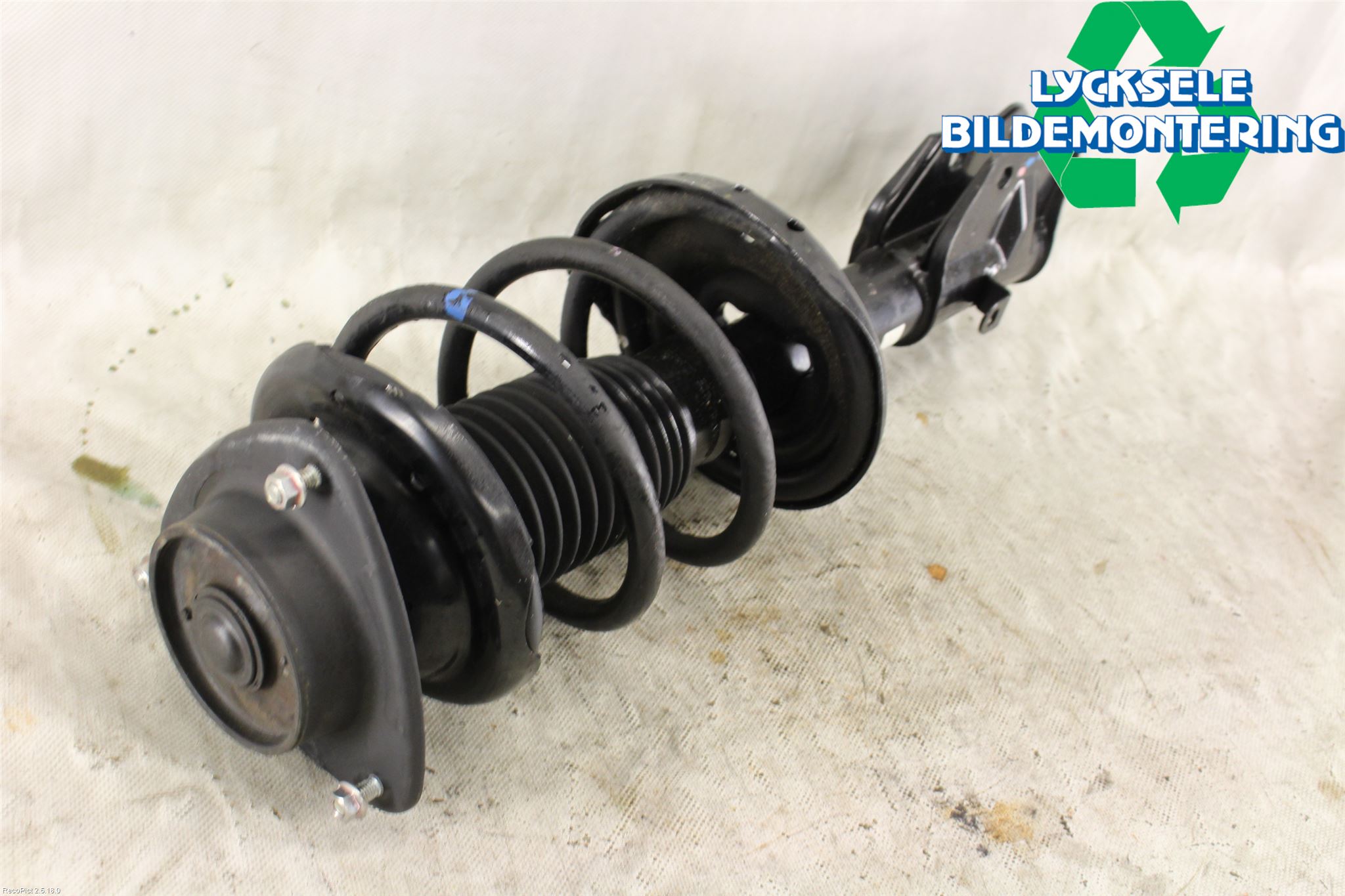 Subaru FORESTER SJ 13-18 Fjäderben Fram Vänster