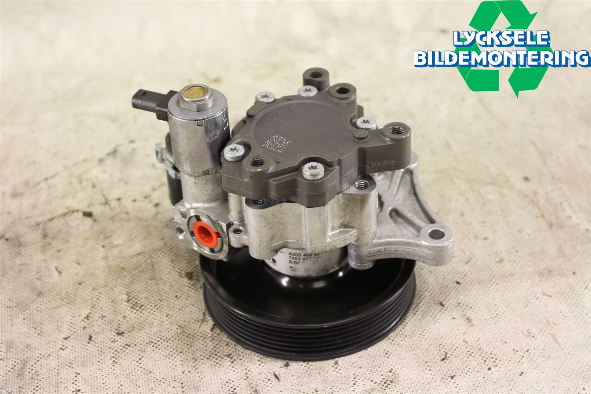 Mercedes-Benz MB C-KLASS (W204) 07-15 Styrservopump