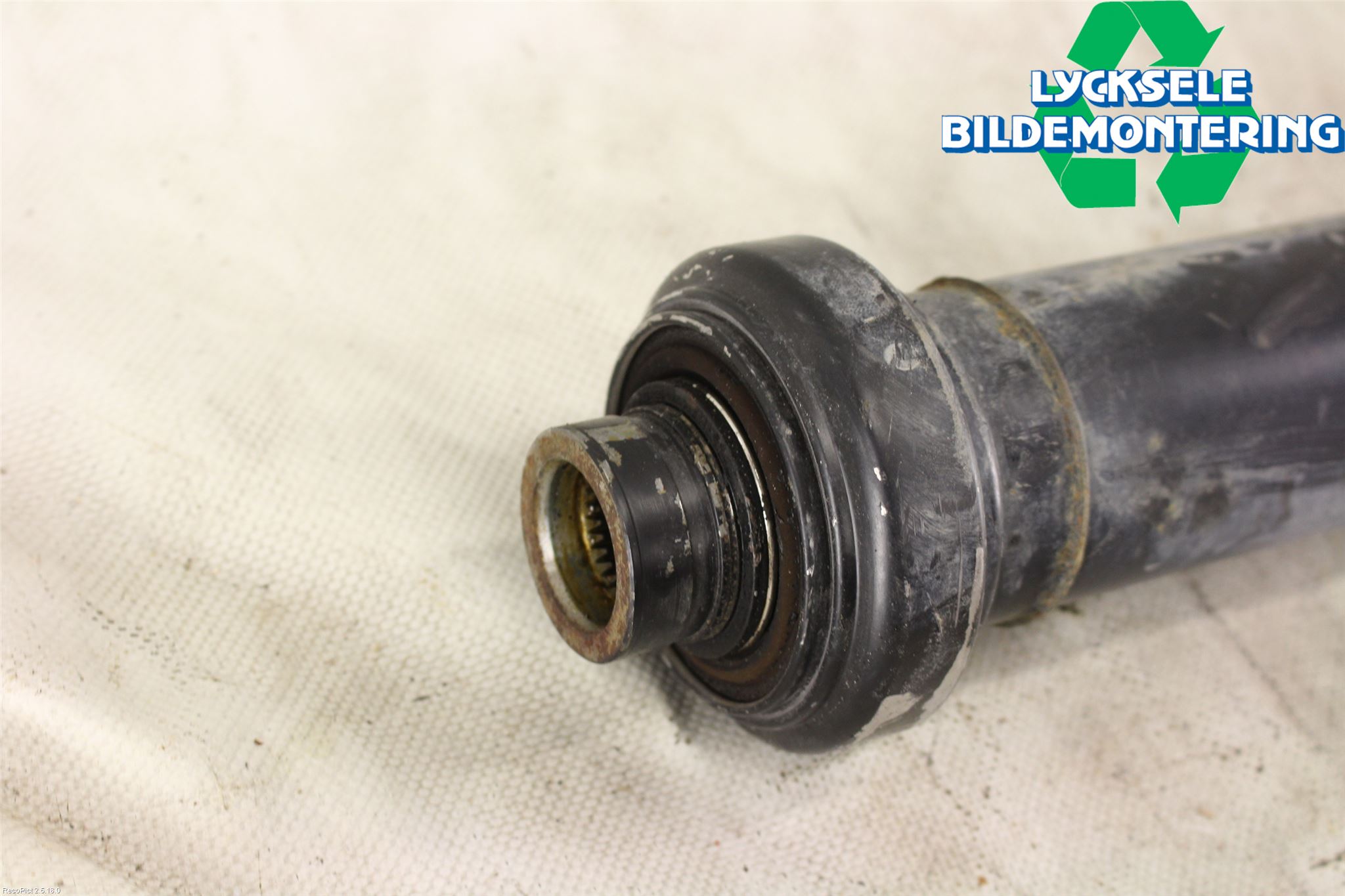 Porsche CAYENNE 03- Mellanaxel Främre 4Wd