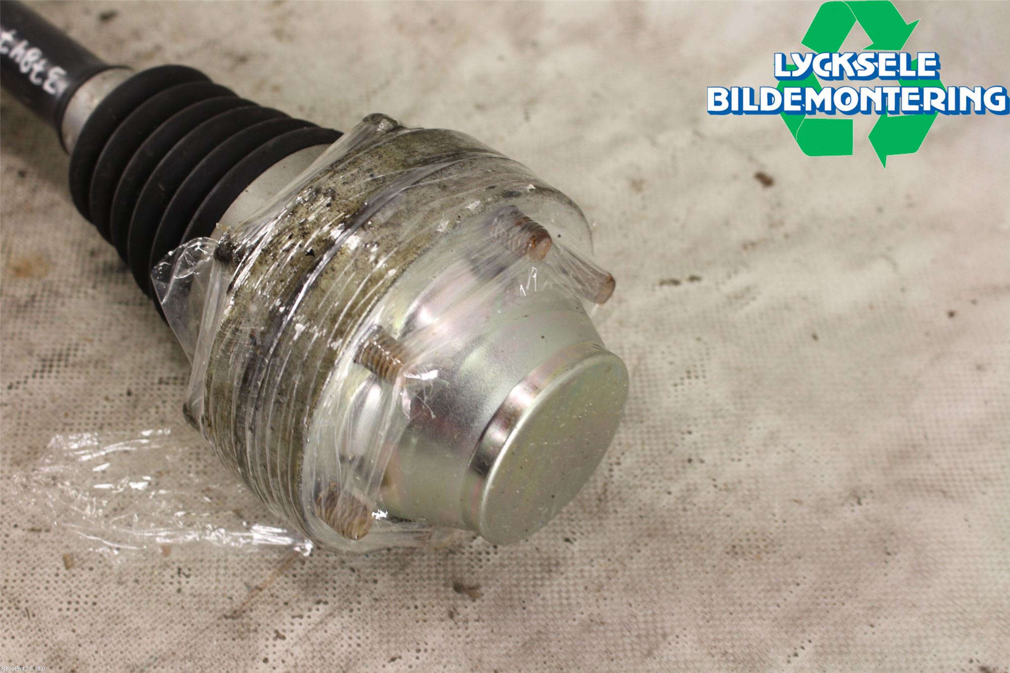 Porsche CAYENNE 03- Drivaxel Fram Vänster