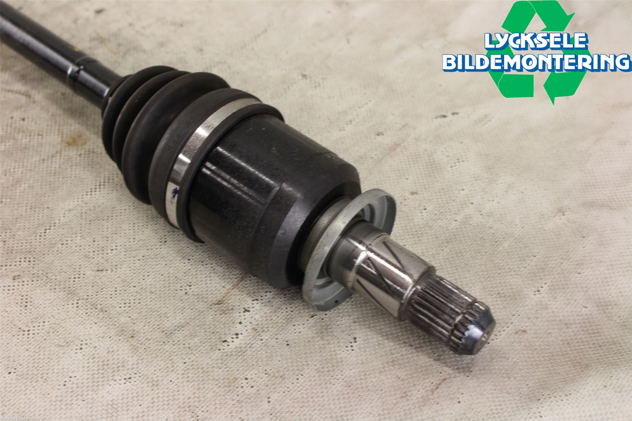 Subaru FORESTER SJ 13-18 Drivaxel Bak Vänster