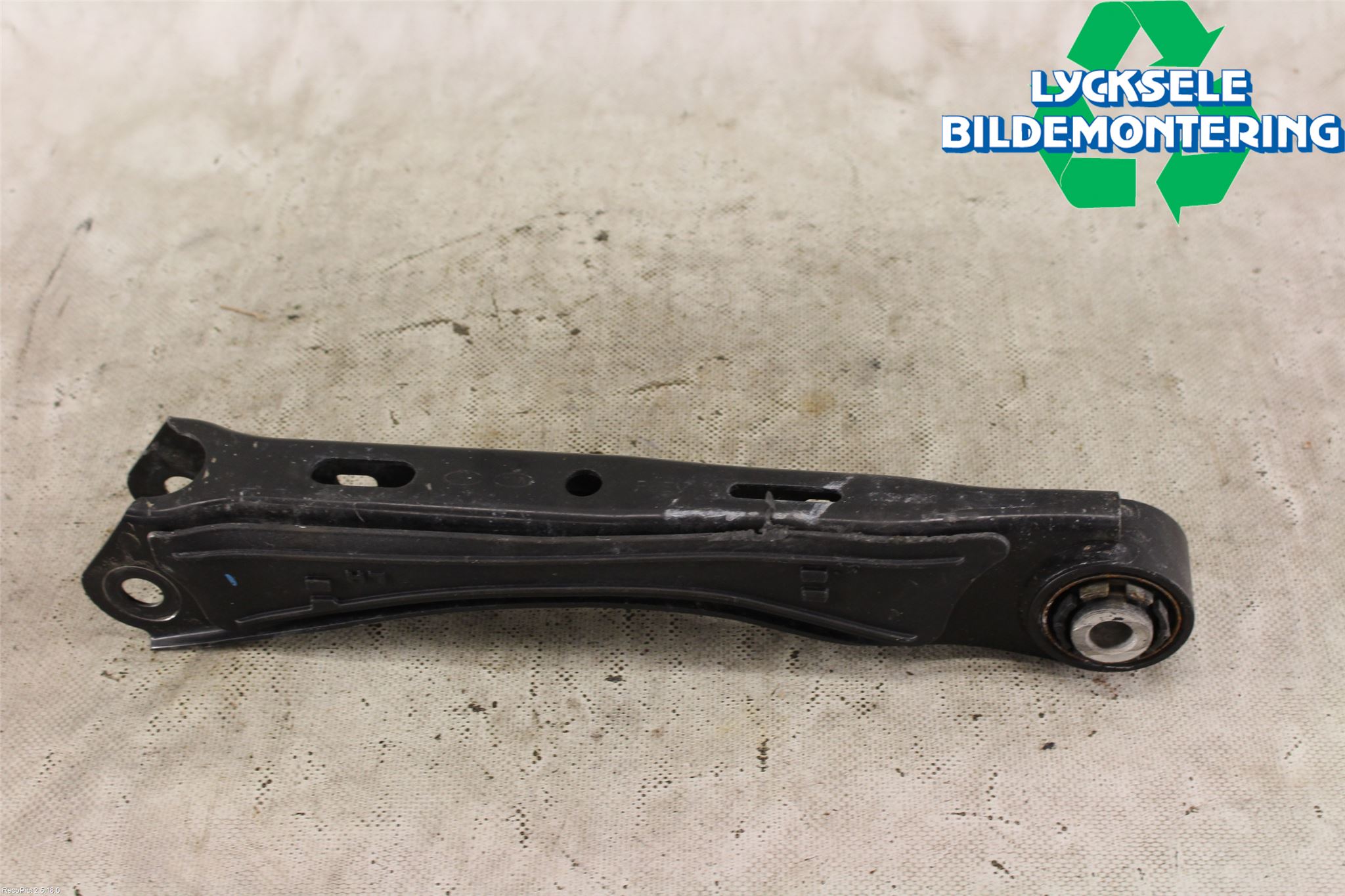 Kia OPTIMA 16-20 Bärarm Bak Vänster