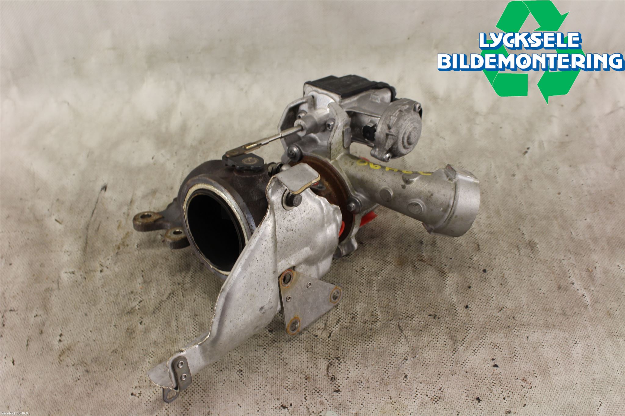Volkswagen VW POLO 10-17 Turboaggregat