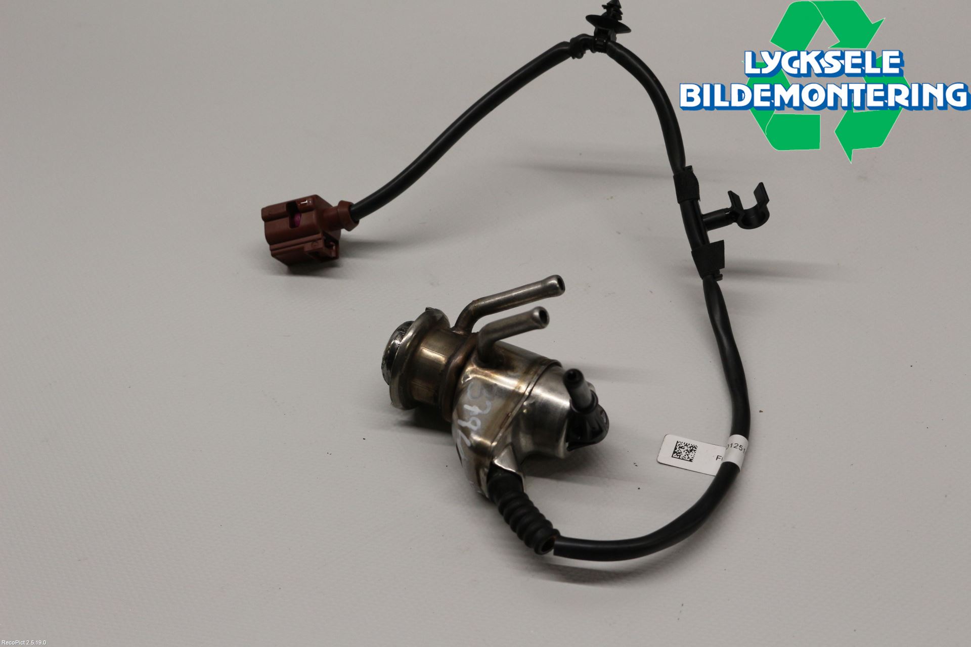 Volkswagen VW PASSAT 15-19 Injspridare