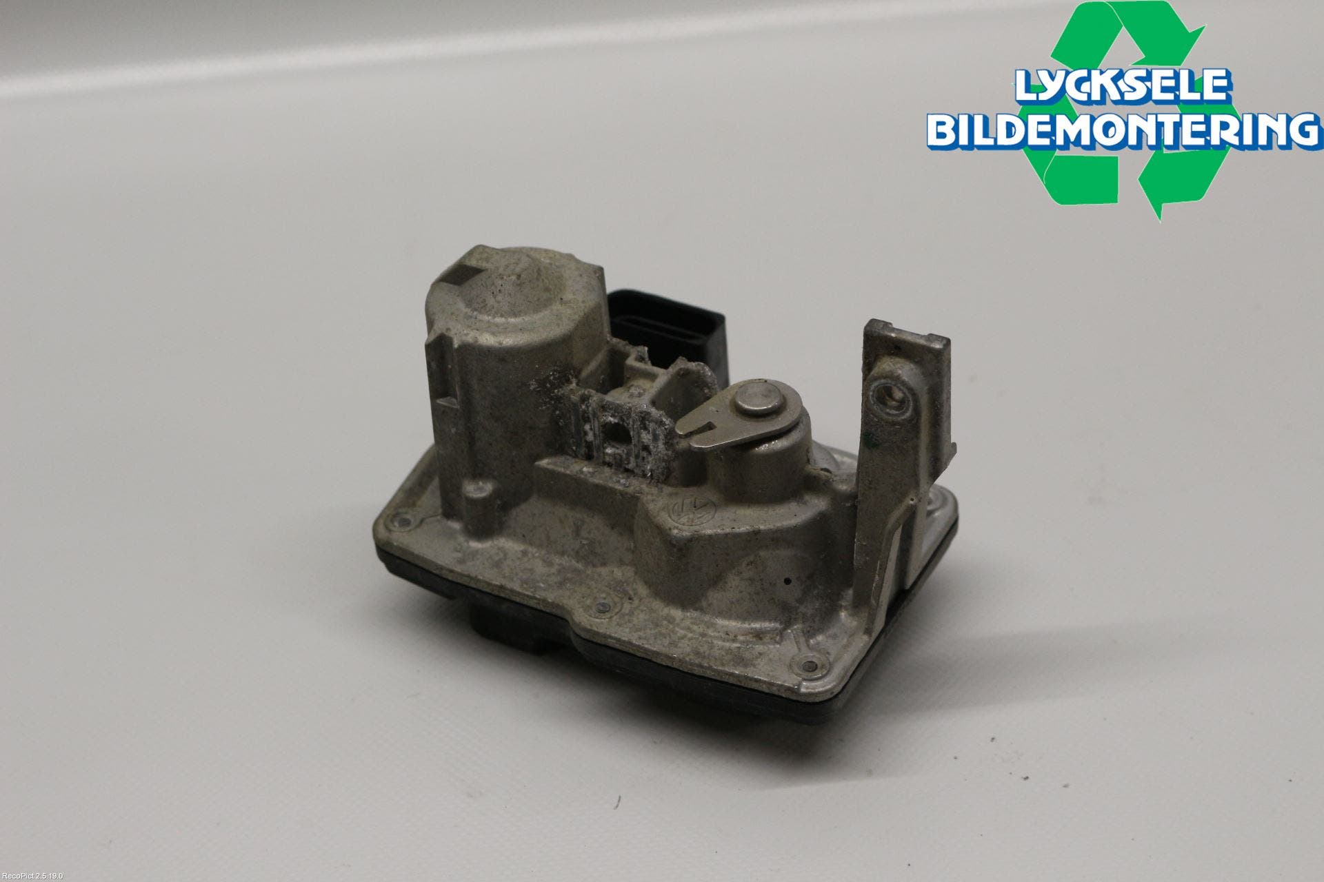 Volkswagen VW PASSAT 15-19 Avgasventil