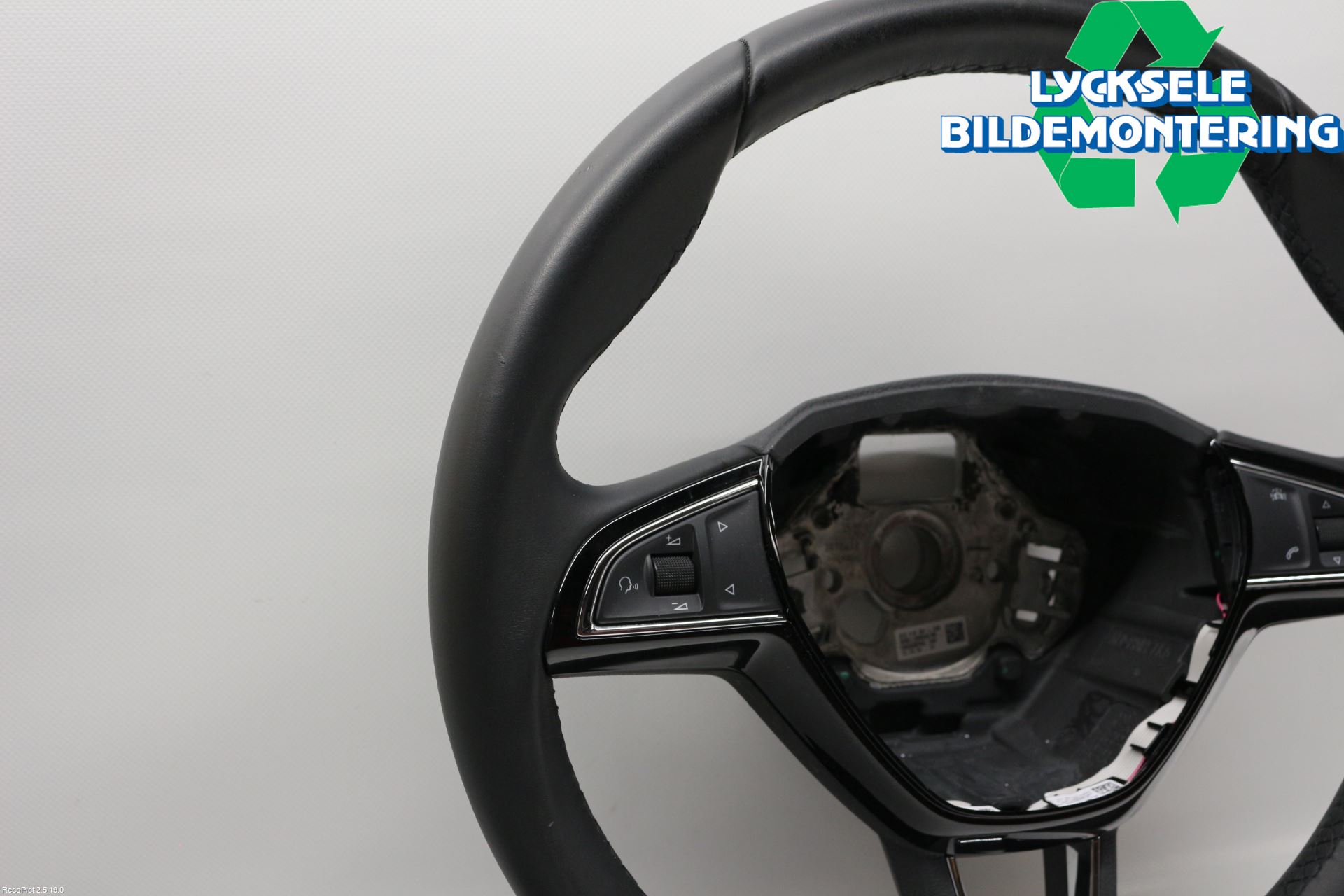 Skoda SUPERB 16-24 Ratt