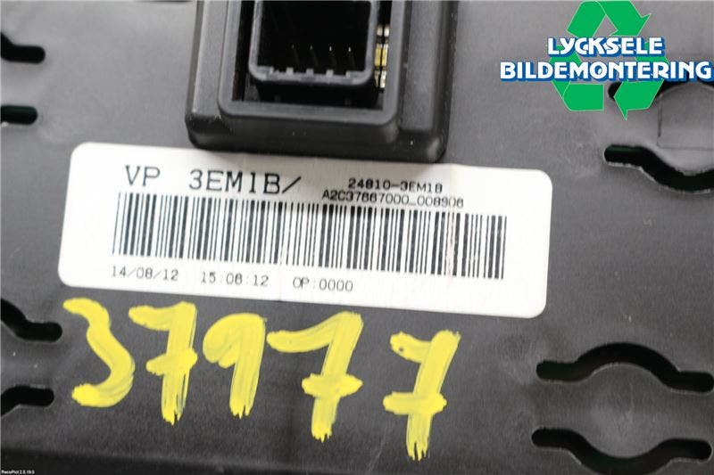 Nissan LEAF 11-17 Instrument Komb