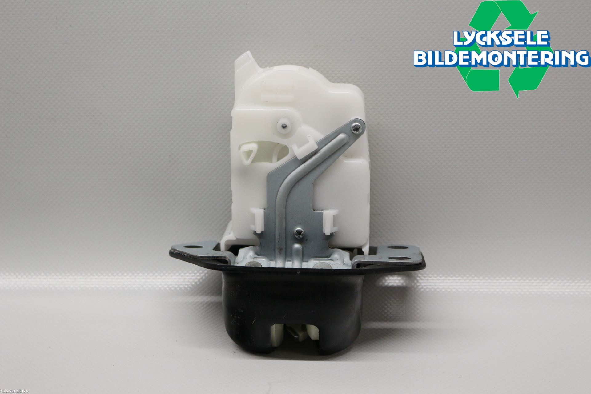 Nissan LEAF 11-17 Låskista Baklucka