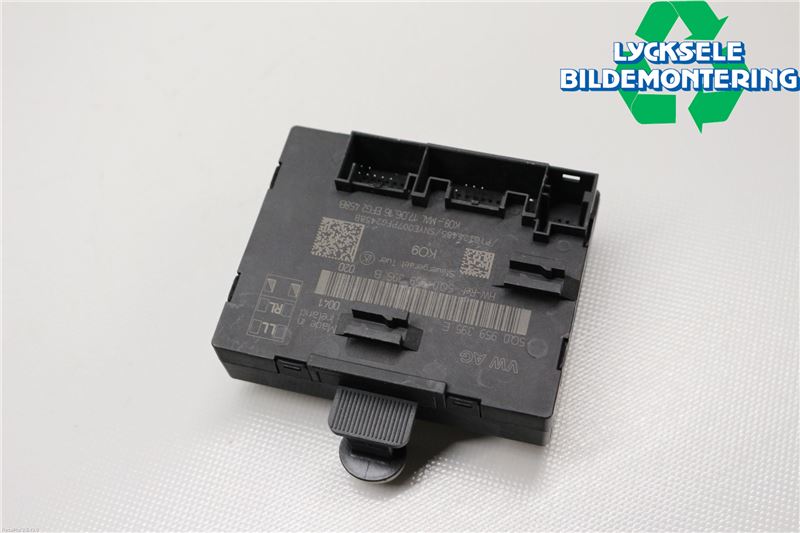 Volkswagen VW PASSAT 15-19 Styrenhet Dörr