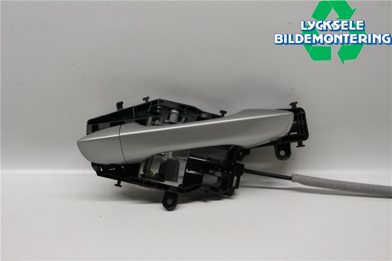 Volkswagen VW PASSAT 15-19 Dörrhandtag Yttre Hö
