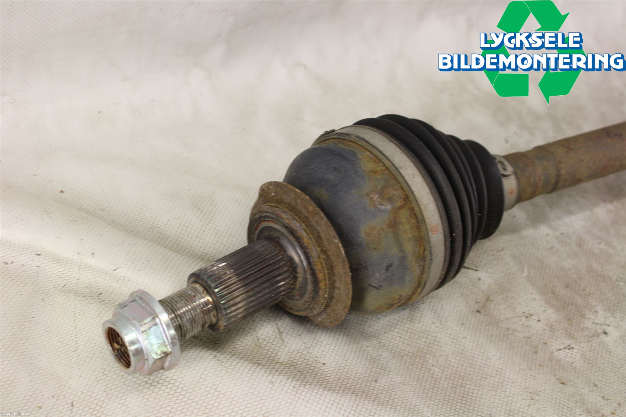 Mazda 6 13- Drivaxel Fram Höger