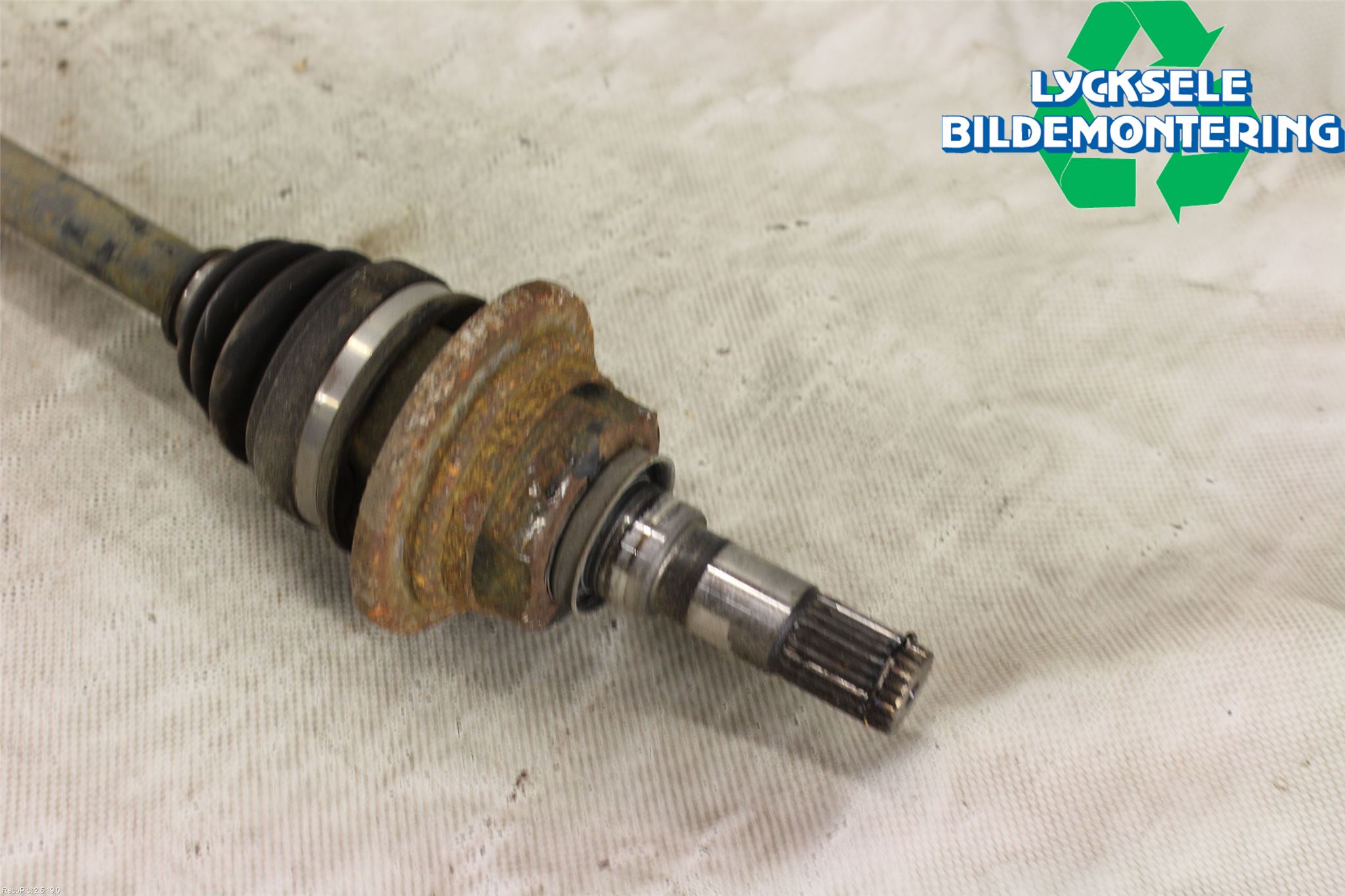 Mazda 6 13- Drivaxel Bak Vänster