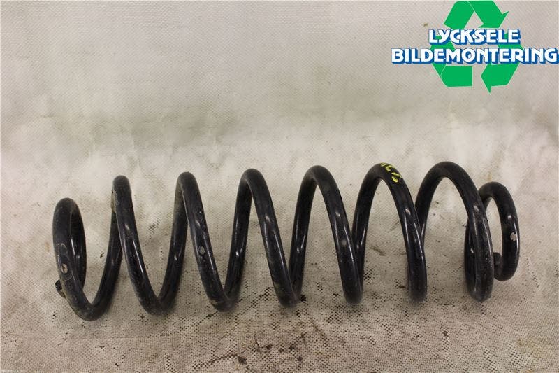 Volkswagen VW PASSAT 15-19 Fjäder Bak