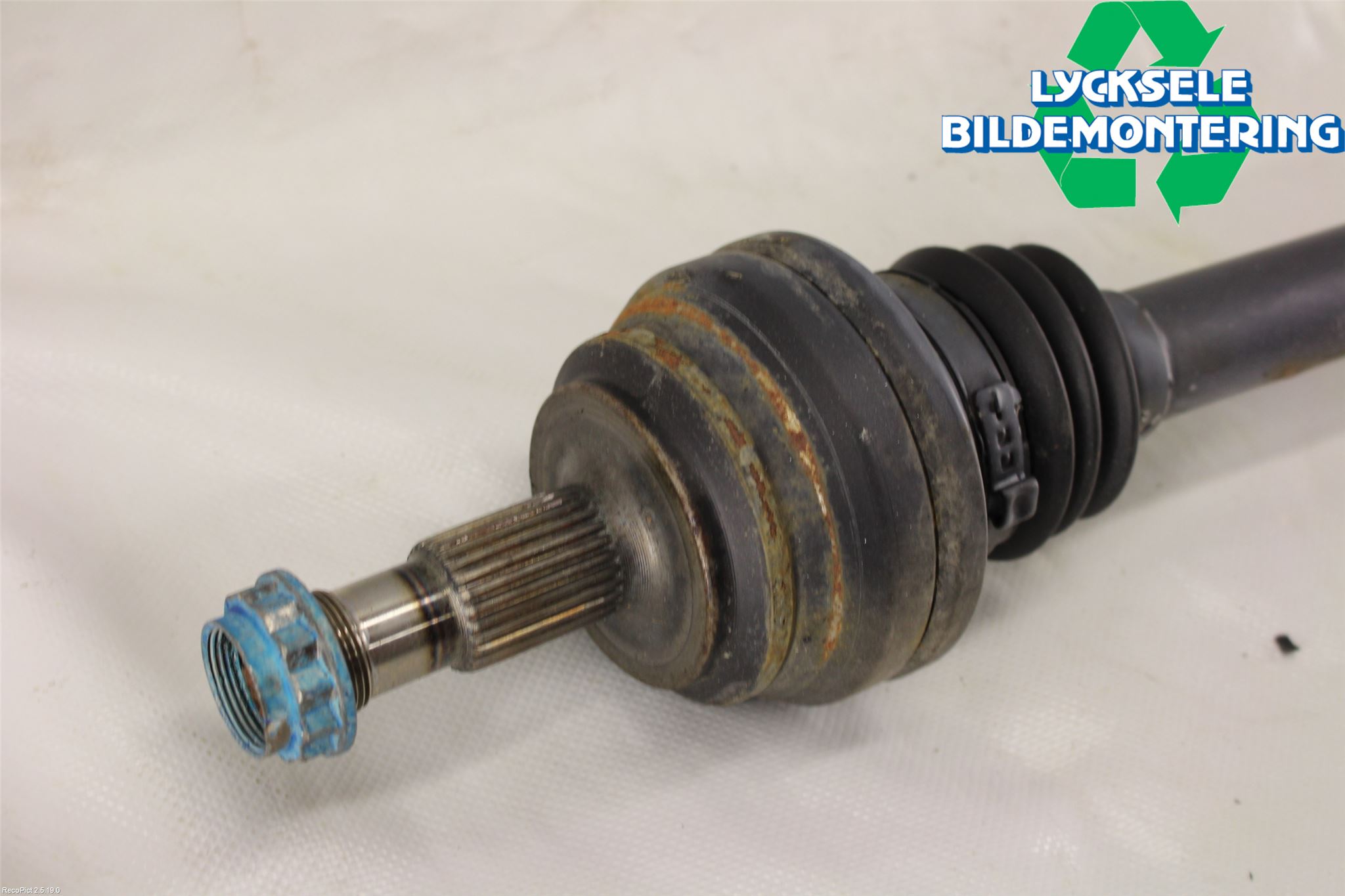 Mercedes-Benz MB GLC-KLASS (X253/C253) 15-22 Drivaxel Bak Höger