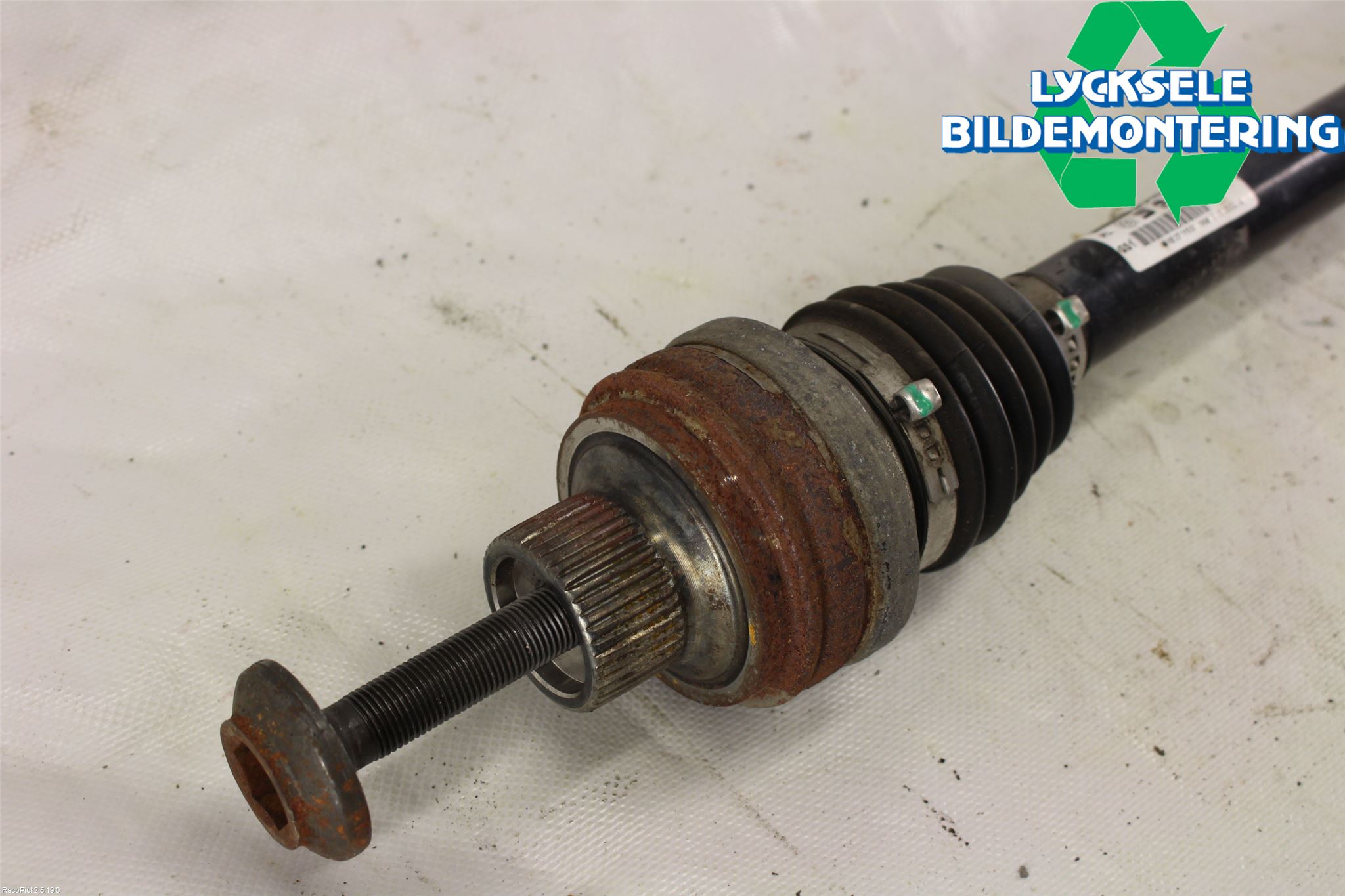 Audi A5 07-16 Drivaxel Bak Höger