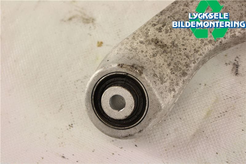 Audi A5 07-16 Bärarm Bak Övre Höger