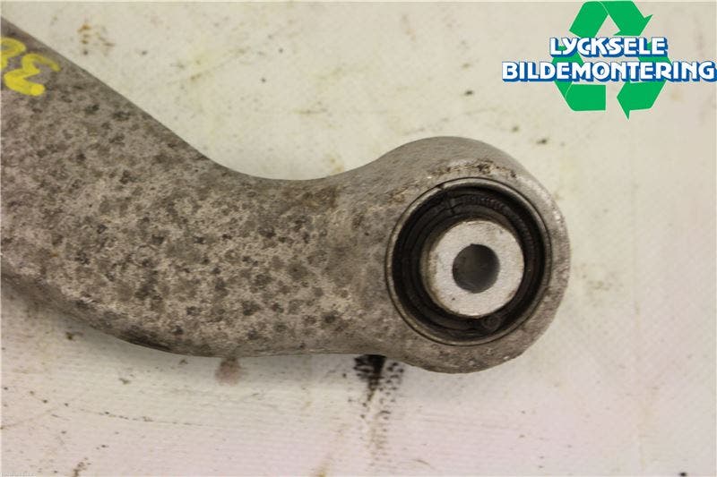 Audi A5 07-16 Bärarm Bak Övre Höger