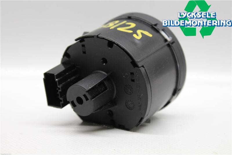 Skoda KODIAQ 17-24 Strömställare Ljus