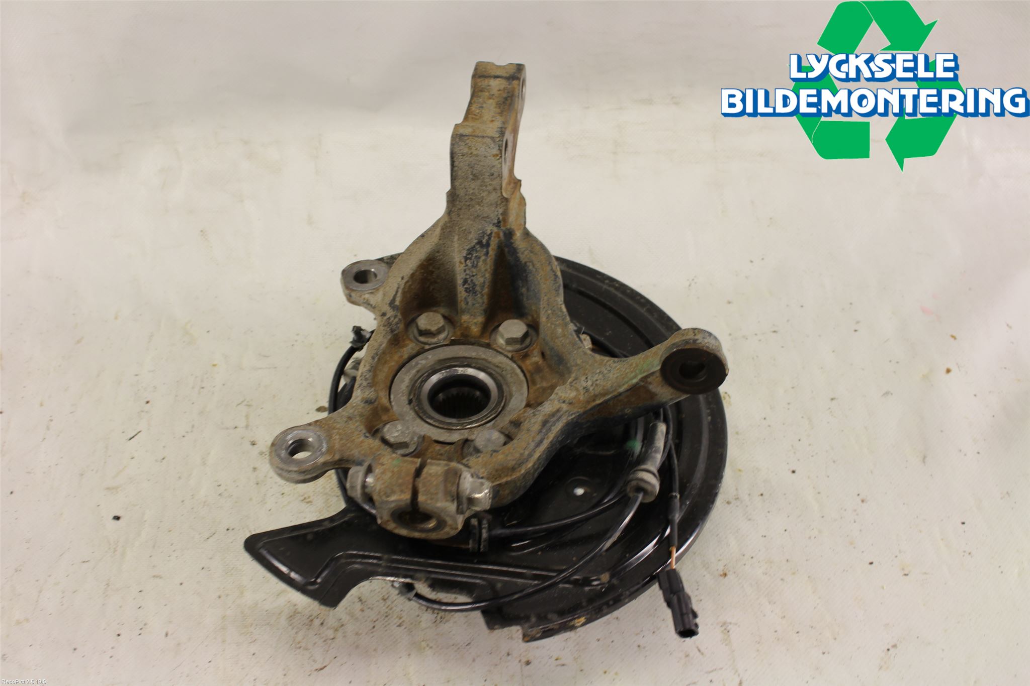 Nissan LEAF 11-17 Styrspindel Lagerhus Hö