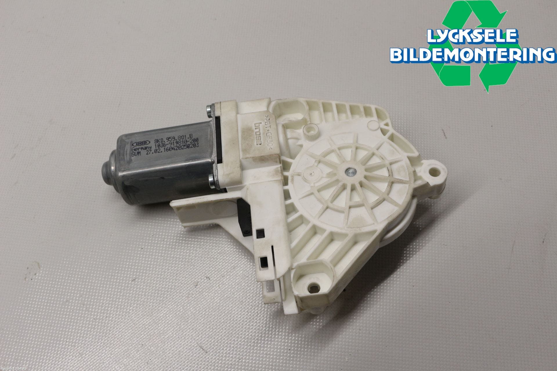 Audi A6 ALLROAD 12-18 Fönsterhissmotor