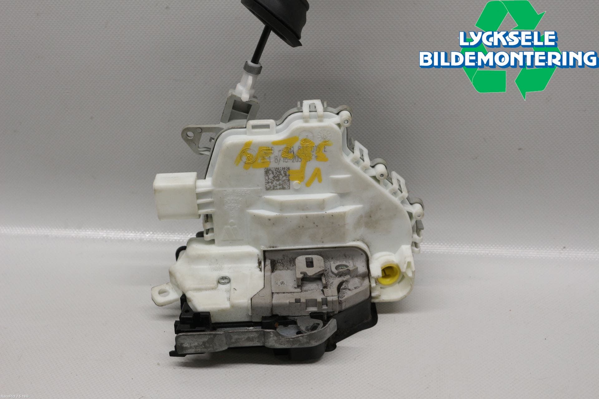 Audi A6 ALLROAD 12-18 Låskista-Dörrlås