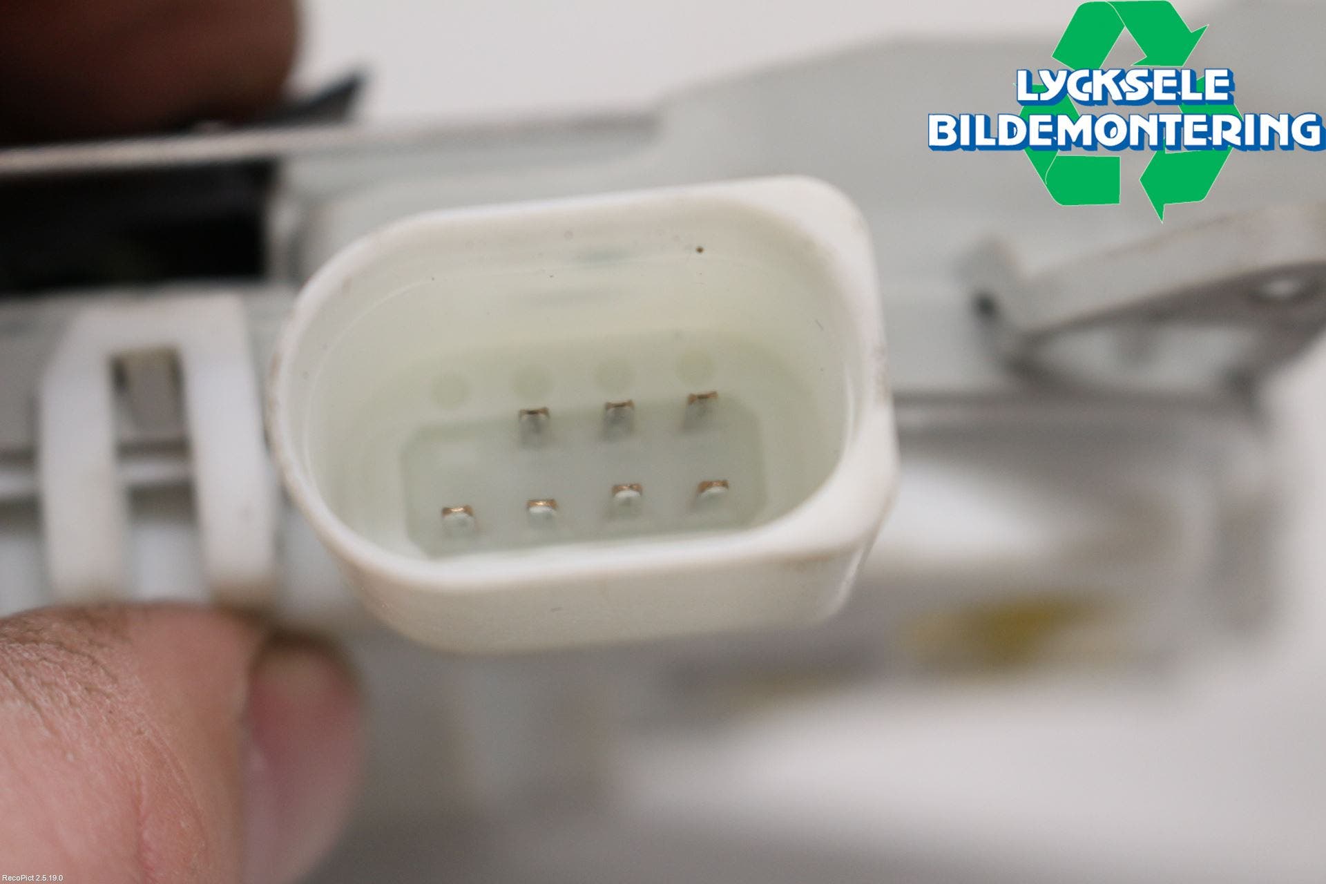 Audi A6 ALLROAD 12-18 Låskista-Dörrlås