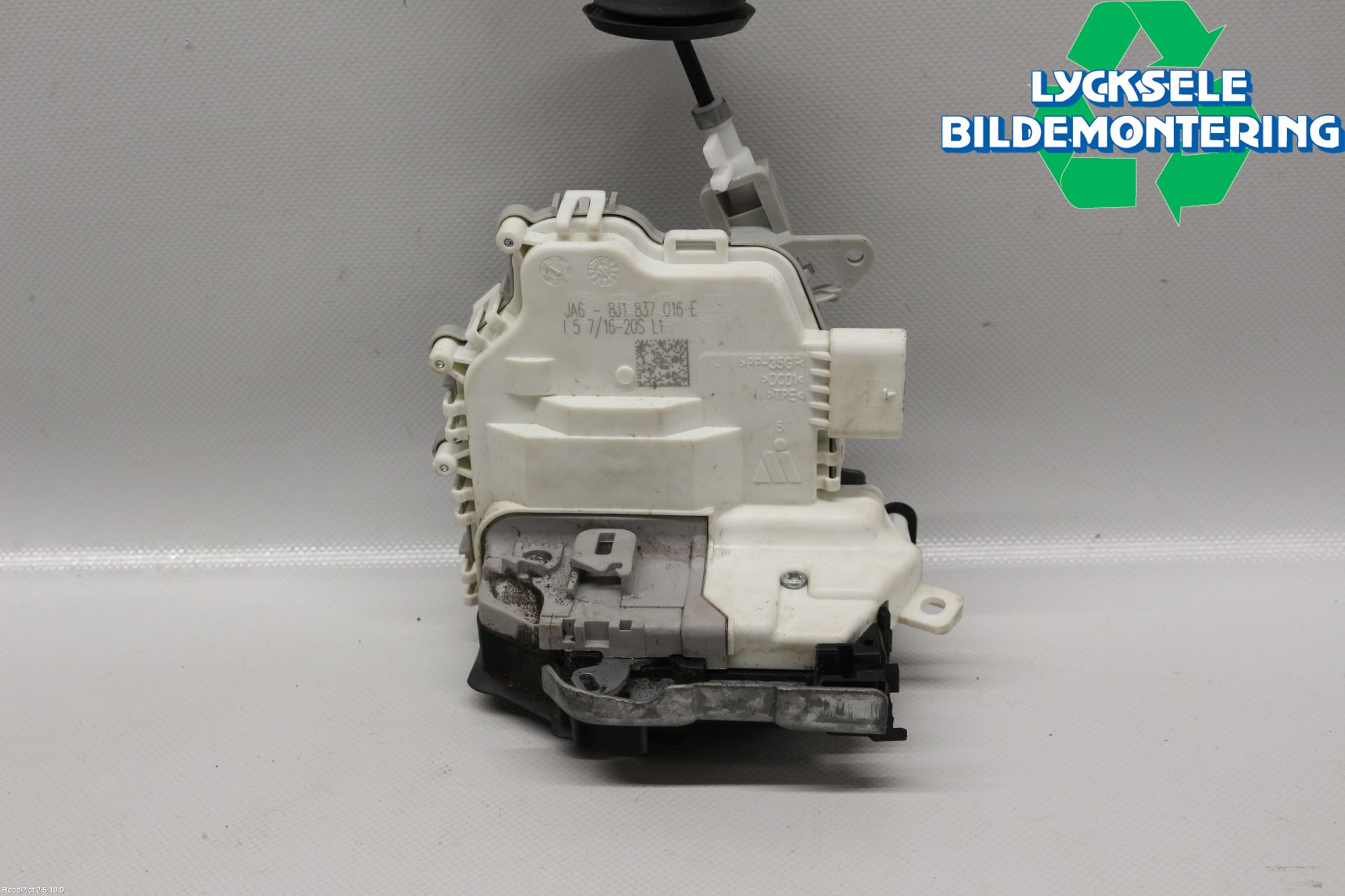 Audi A6 ALLROAD 12-18 Låskista-Dörrlås