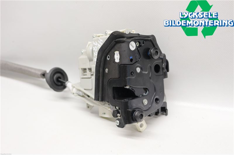 Audi A6 ALLROAD 12-18 Låskista-Dörrlås