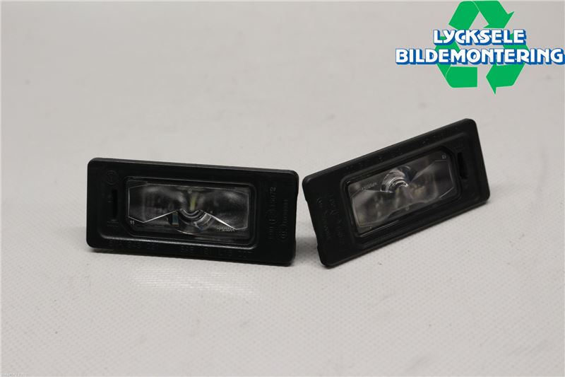 Skoda KODIAQ 17-24 Skylt Belysning