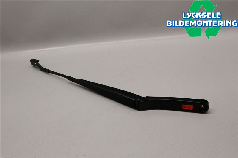 Volkswagen VW GOLF / E-GOLF VII 13-20 Torkararm Armar Vindruta