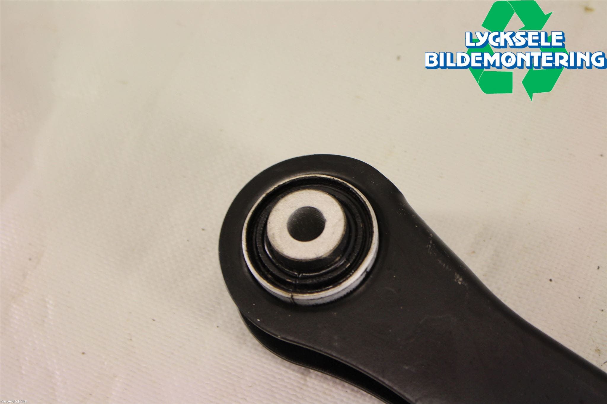 Audi A4 ALLROAD 17- Bärarm Bak Höger