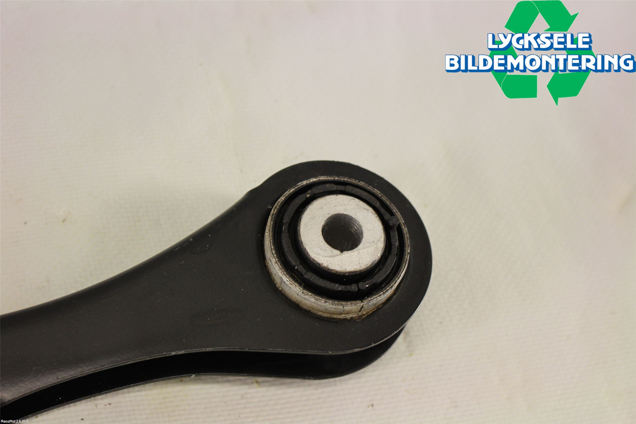 Audi A4 ALLROAD 17- Bärarm Bak Vänster