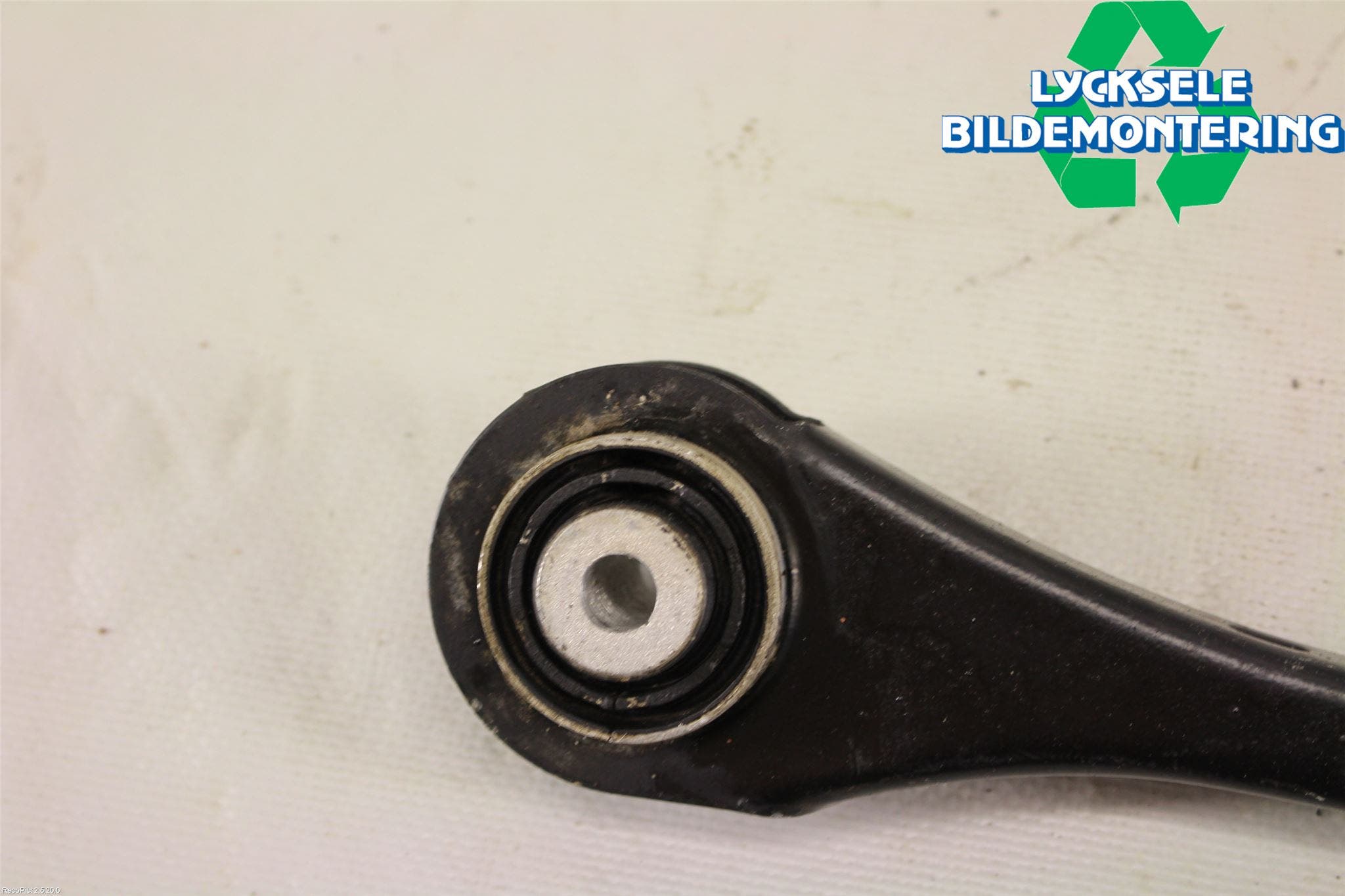 Audi A4 ALLROAD 17- Bärarm Bak Vänster