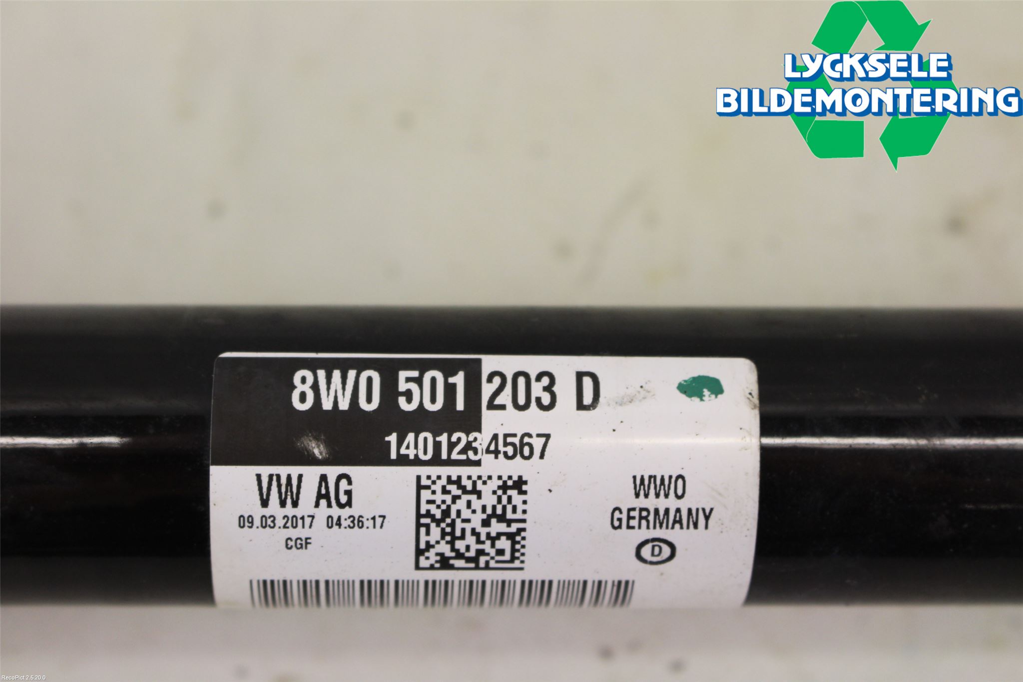 Audi A4 ALLROAD 17- Drivaxel Bak Höger