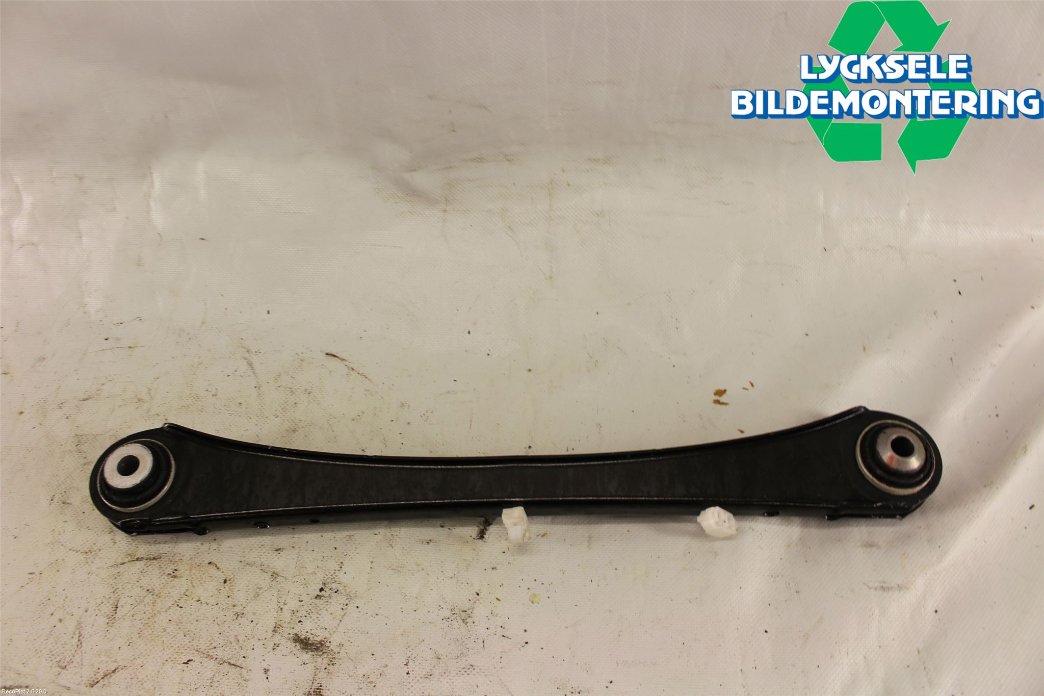 BMW X3 F25 10-17 Bärarm Bak Övre Höger