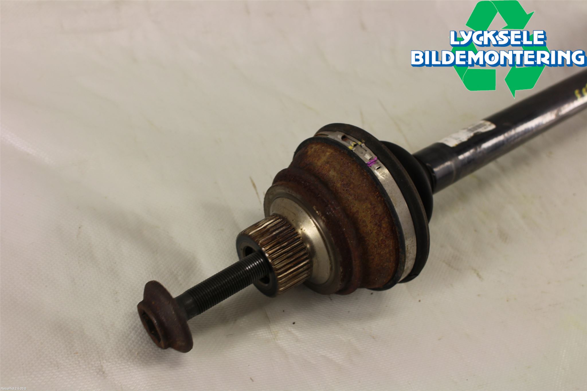 Audi A5 07-16 Drivaxel Bak Höger