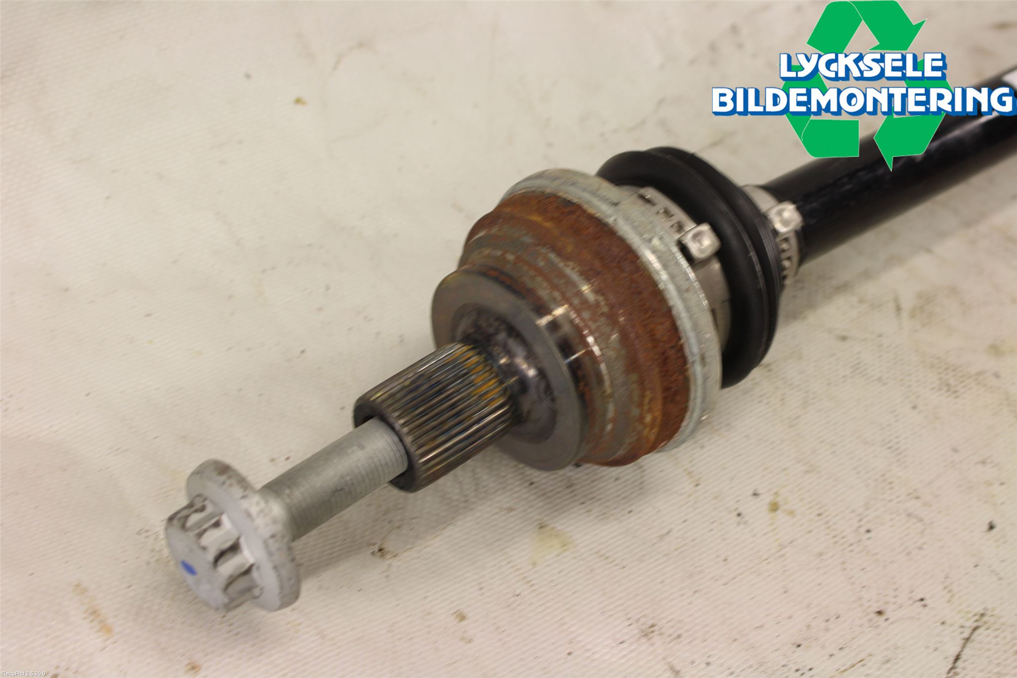 Volkswagen VW GOLF / E-GOLF VII 13-20 Drivaxel Bak Höger