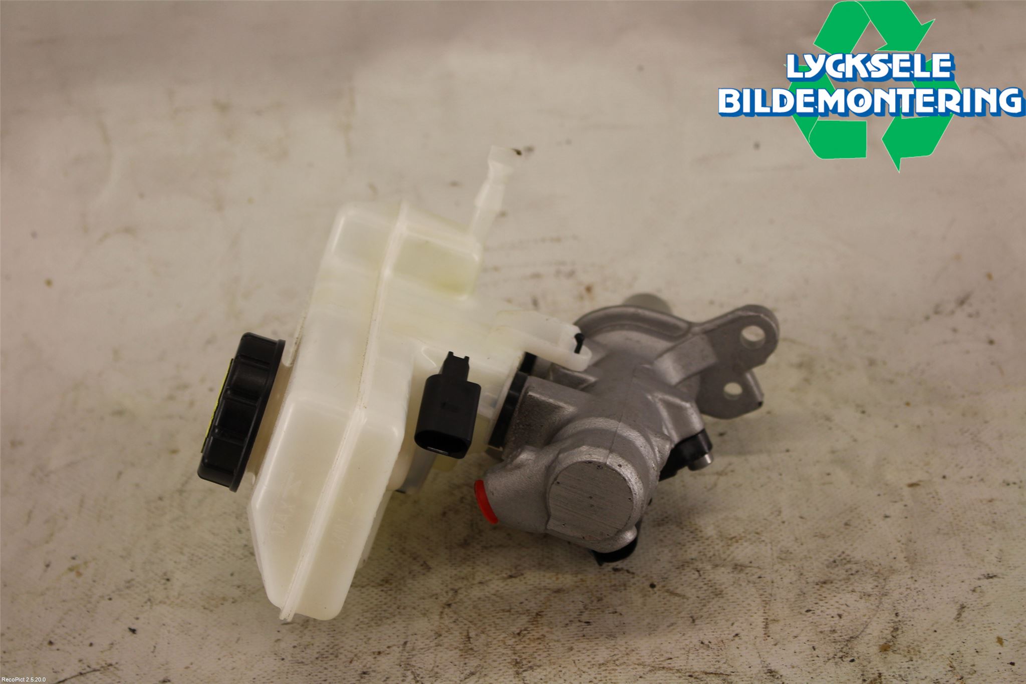 Volkswagen VW GOLF / E-GOLF VII 13-20 Broms Huvudcylinder