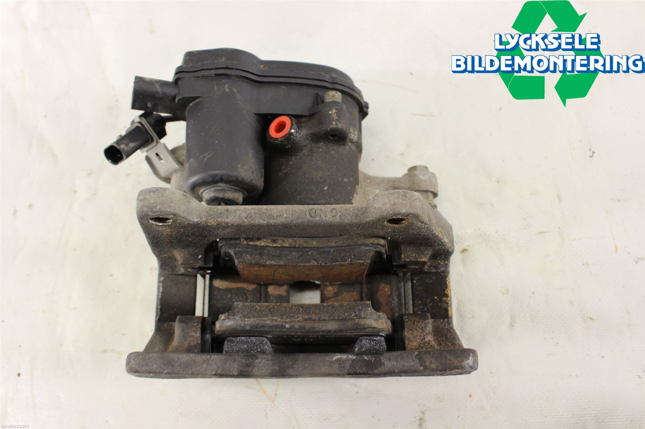 Audi A6 ALLROAD 12-18 Bromsok Bak Vänster