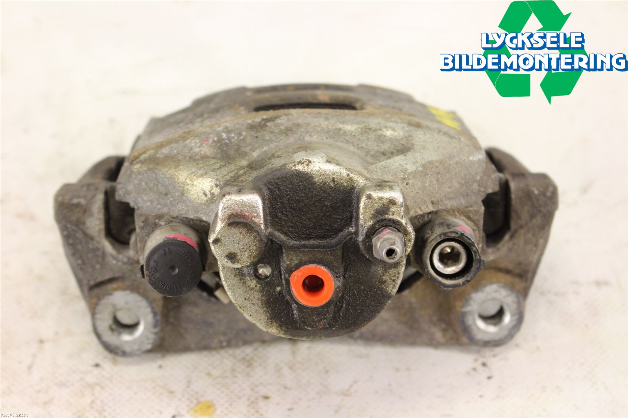 Toyota YARIS XP130 15-20 Bromsok Fram Höger